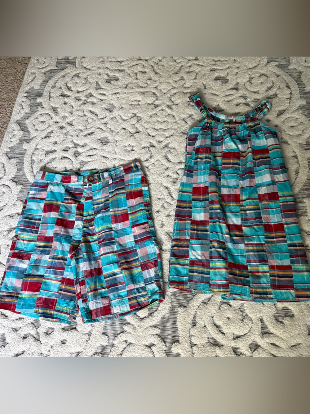 Kelly’s Kids Madras red turquoise Plaid Set - Women’s Sml Men’s 34 dress shorts